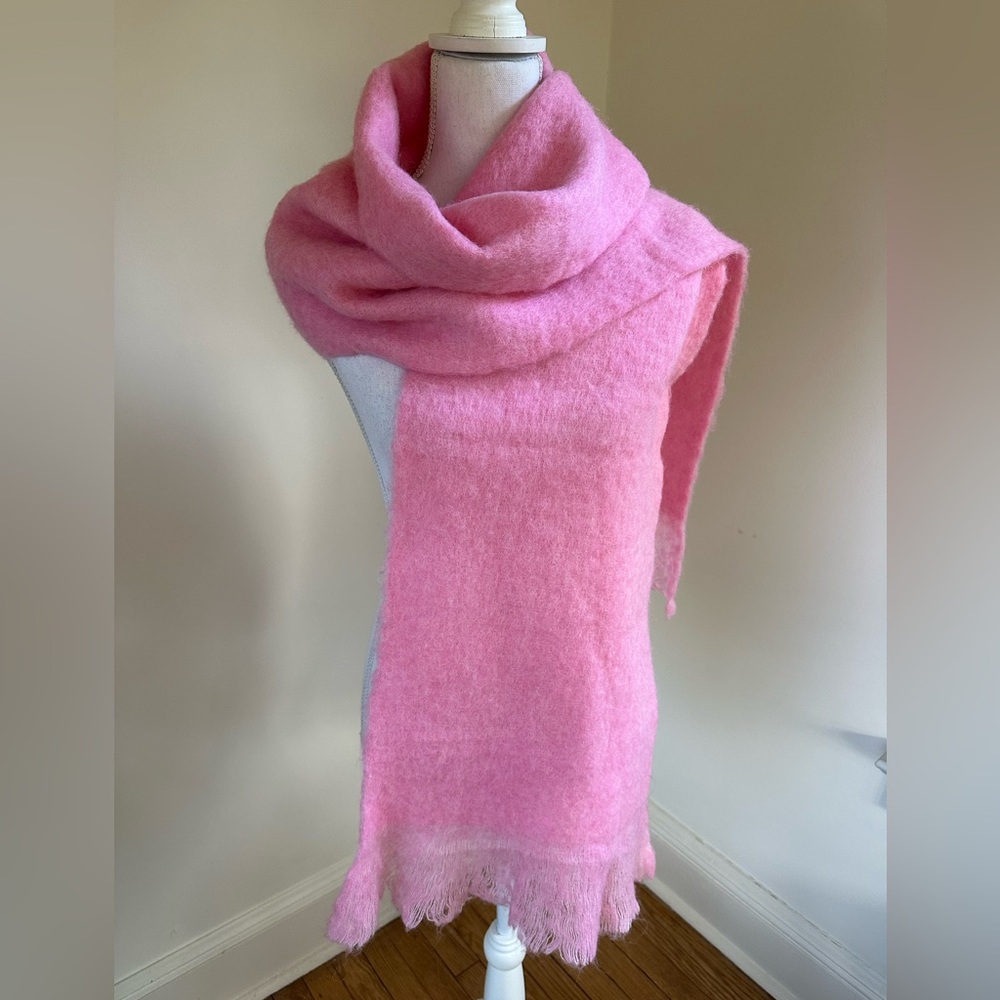 Theory Large Mohair Pink Scarf
